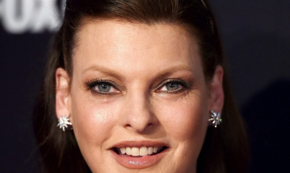 Linda Evangelista – Amico Hoops