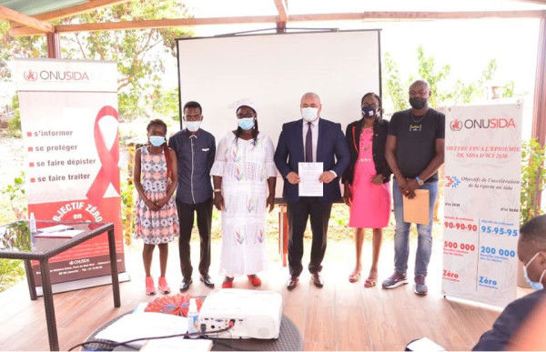 Community Mobilization and Digital Technologies Accelerate the Response to HIV and COVID-19 in Gabon