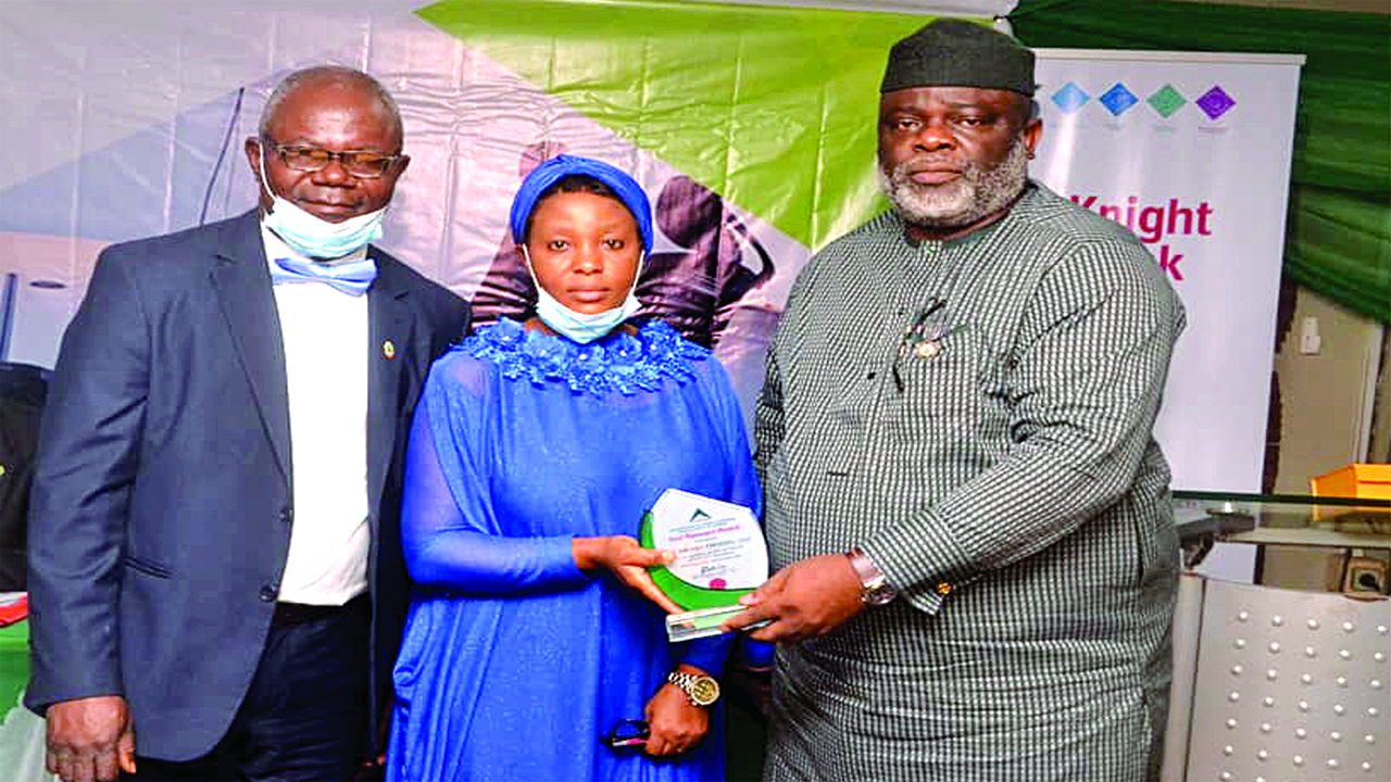 Award niyi