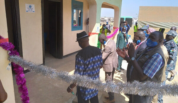 A Gift of Hope: UNMISS Continues Supporting Internally Displaced Persons by Building an Office Space for IDP Authorities in Bentiu