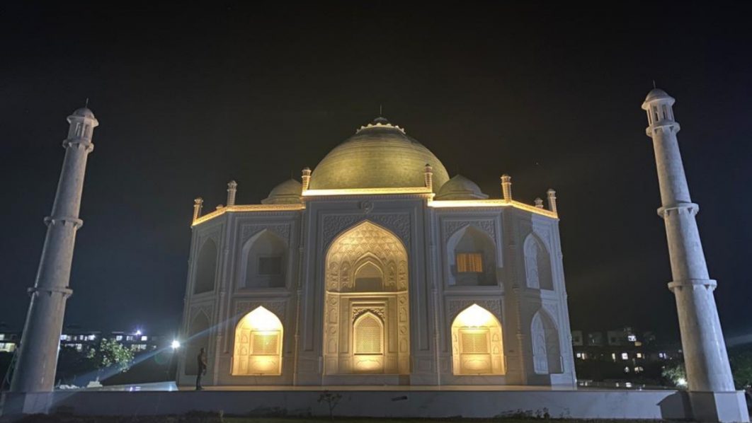 taj-mahal-replica | The Economic Times