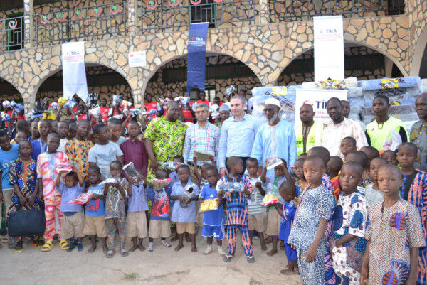 T?KA Put a Smile on the Faces of Orphans in Togo