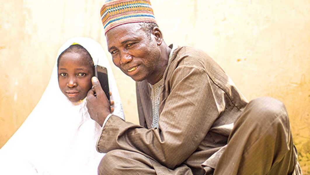 Father-and-daughter-19-12-2021