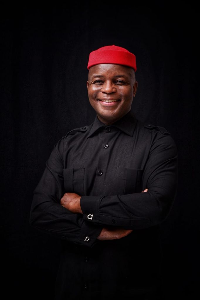 Legendary global African marketer Thebe Ikalafeng honoured with a Financial Mail Adfocus Lifetime Achievement Award