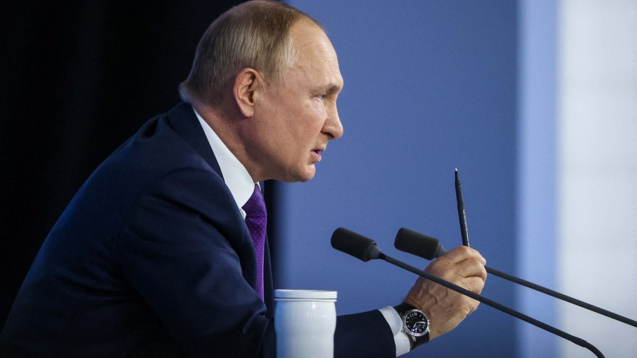 RUSSIA-POLITICS-PUTIN-PRESSER