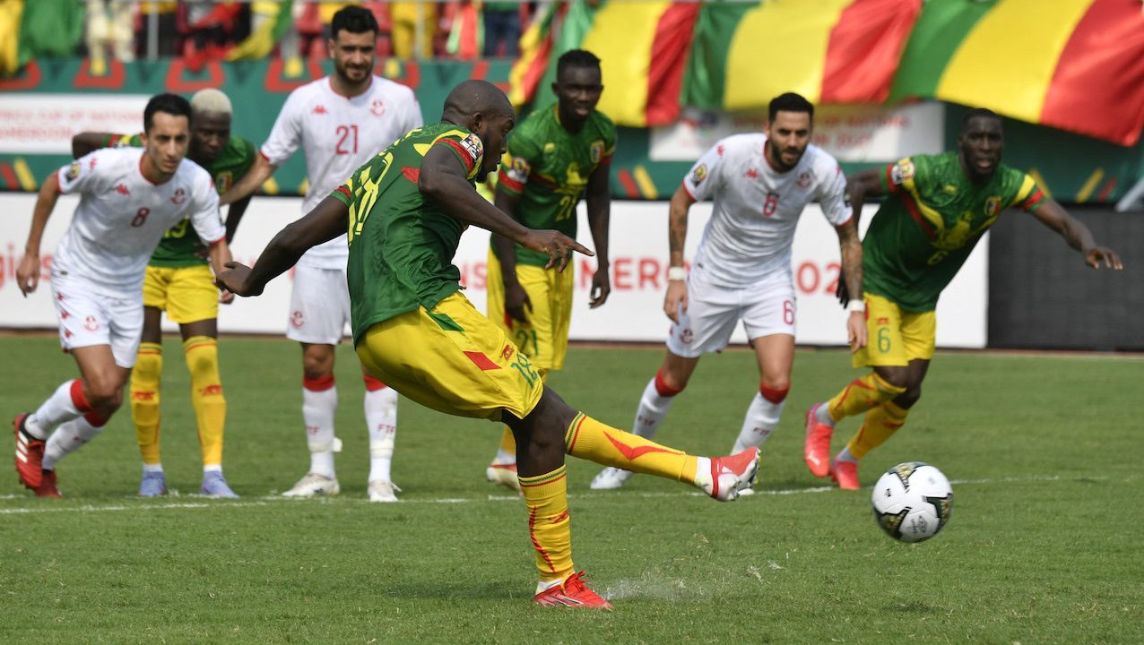 FBL-AFR-AFCON-2021-2022-TUN-MLI