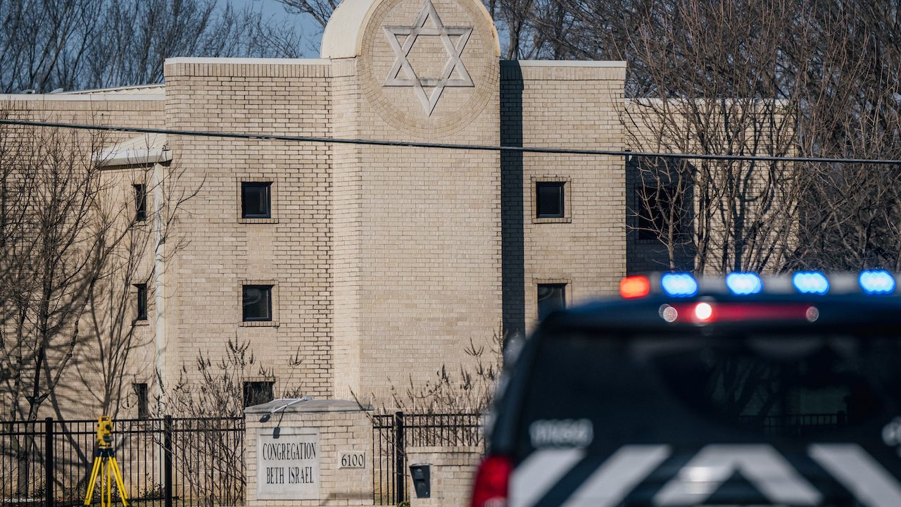 Police Respond To Hostage Situation At Texas Synagogue