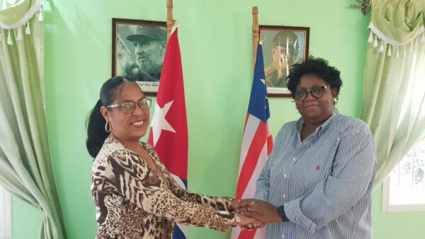 Secretary General of the Mano River Union Regional Organization visits the Cuban Embassy in Liberia