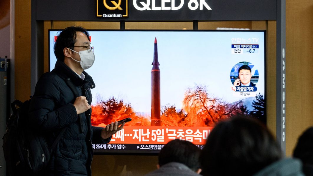 SKOREA-NKOREA-MILITARY-LAUNCH