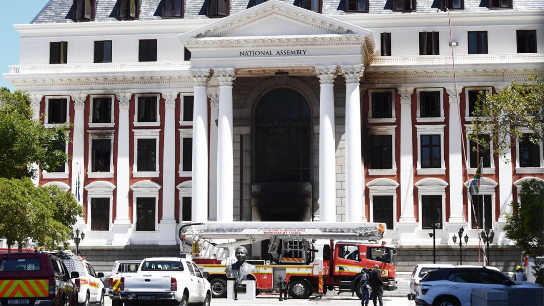 SAFRICA-POLITICS-PARLIAMENT-FIRE