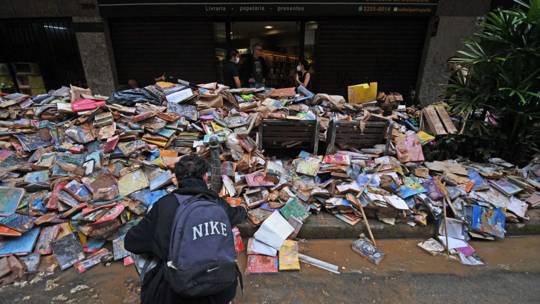 BRAZIL-WEATHER-FLOOD-BOOKSTORE