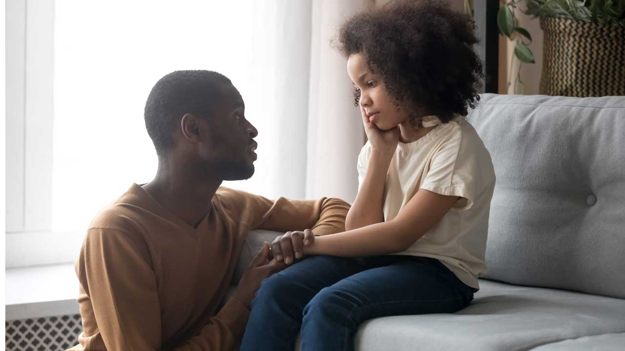 Dad-talking-with-daughter-scaled