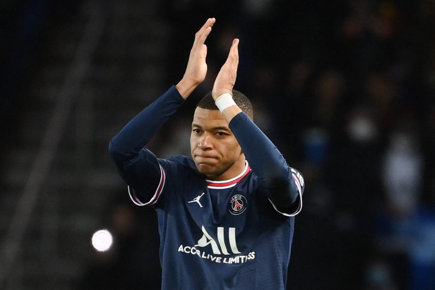 FBL-FRA-LIGUE1-PSG-SAINT ETIENNE
