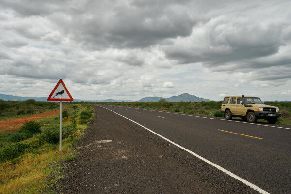 Comoros: African Development Fund commits $21.6 Million to Upgrade National Road Network