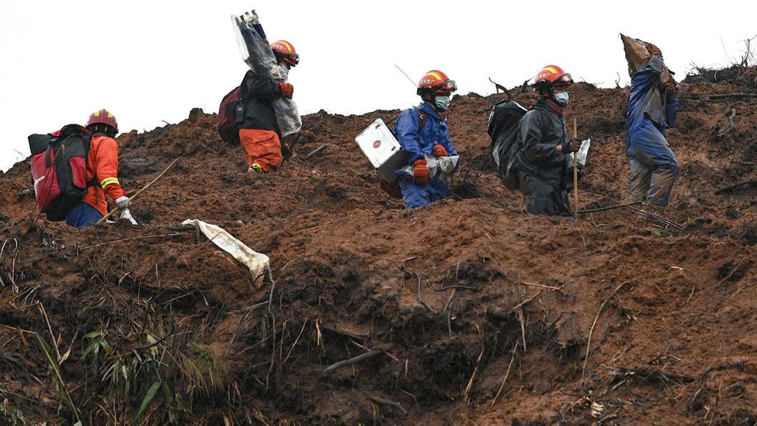 FILES-CHINA-ACCIDENT-AVIATION