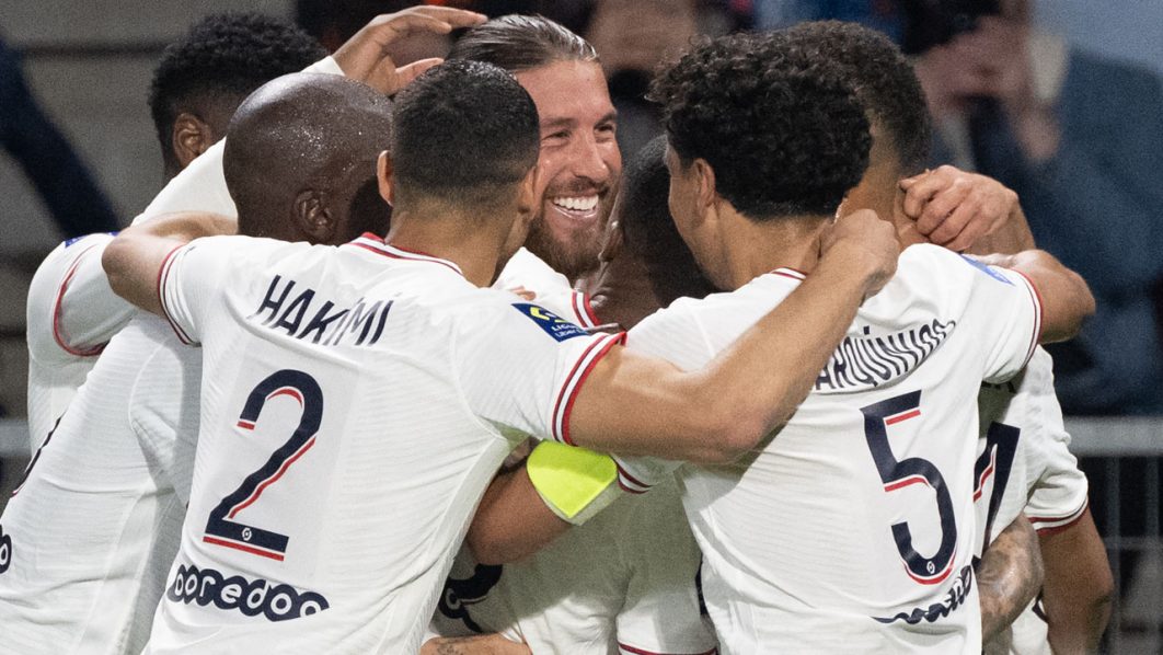 FBL-FRA-LIGUE1-ANGERS-PSG