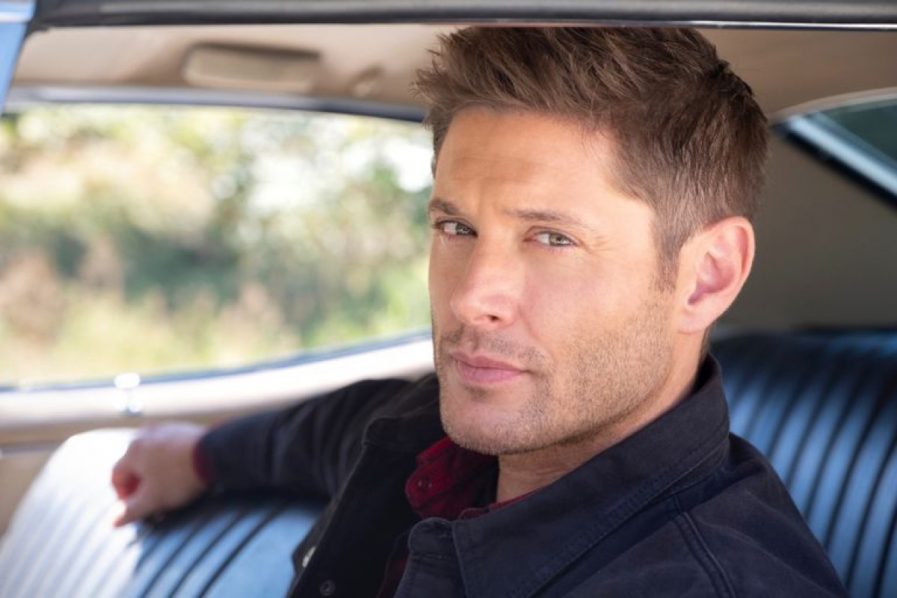 dean-winchester-driving-supernatural-cw-finale