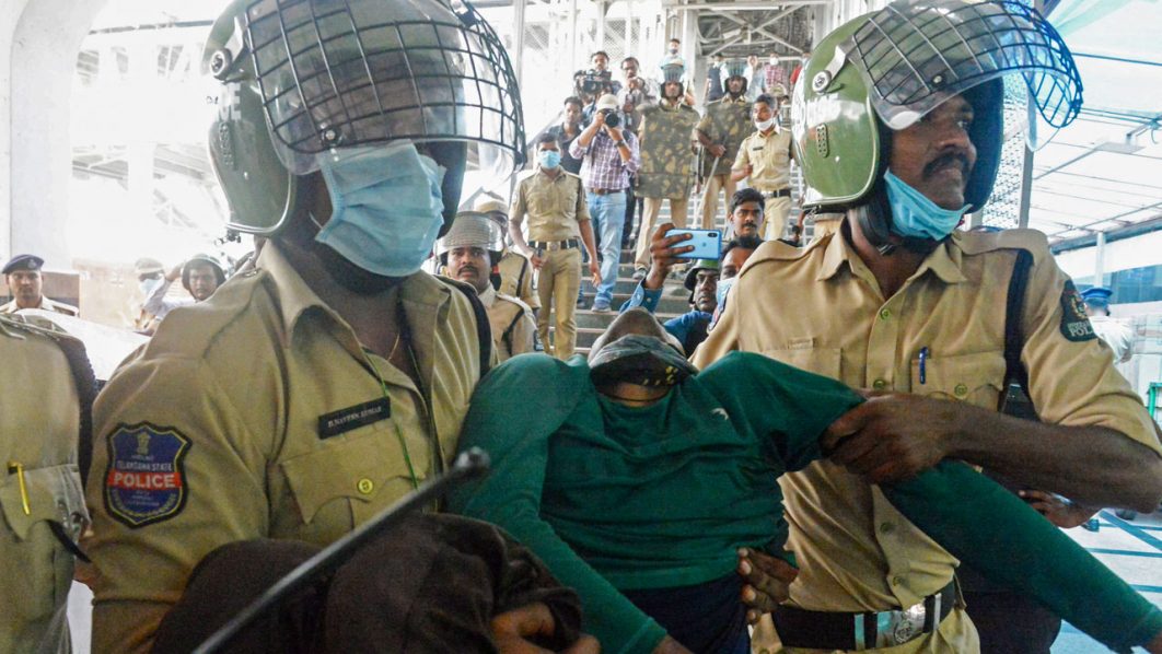 INDIA-POLITICS-MILITARY-PROTEST
