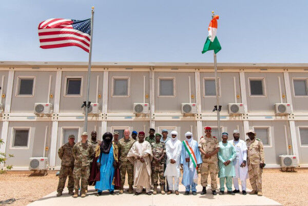 Nigerien Armed Forces and U.S. Air Force Discuss Security in Region