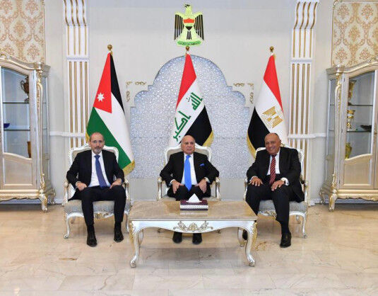 Ministers of Foreign Affairs of Iraq, Egypt and Jordan Discuss Economic, Regional and International Issues of Common Interest, and Developments in the Region
