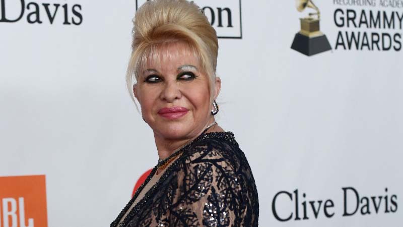 FILES-US-ENTERTAINMENT-MUSIC-GRAMMY-CLIVE DAVIS