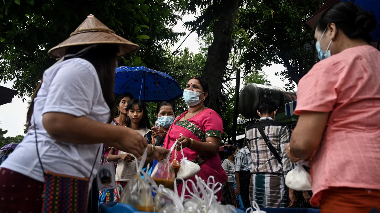 MYANMAR-ECONOMY-POVERTY