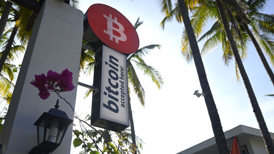 EL SALVADOR-ECONOMY-CRYPTOCURRENCY-BITCOIN