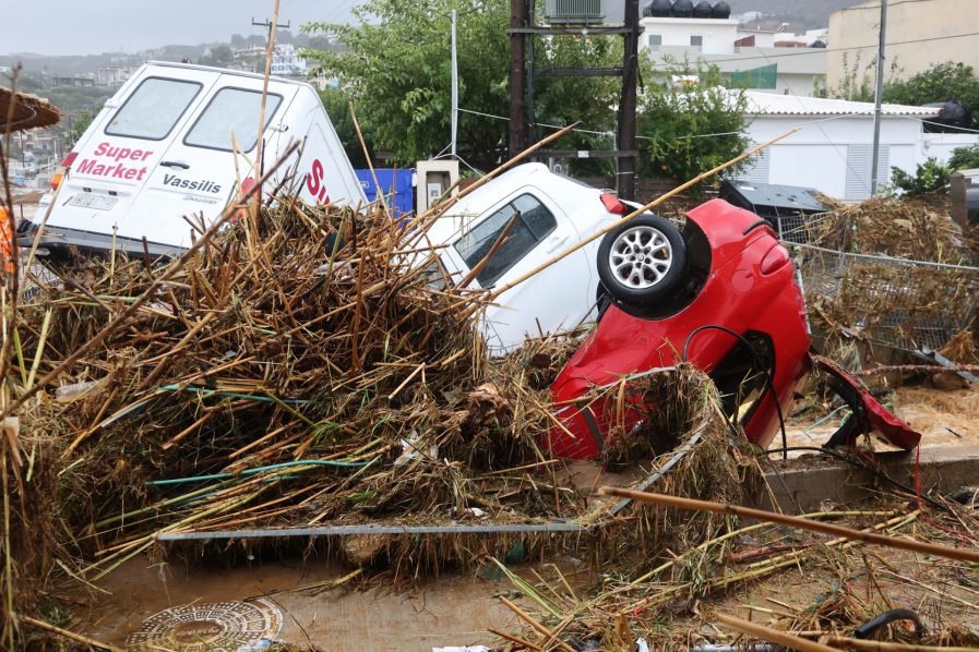 GREECE-WEATHER-FLOOD