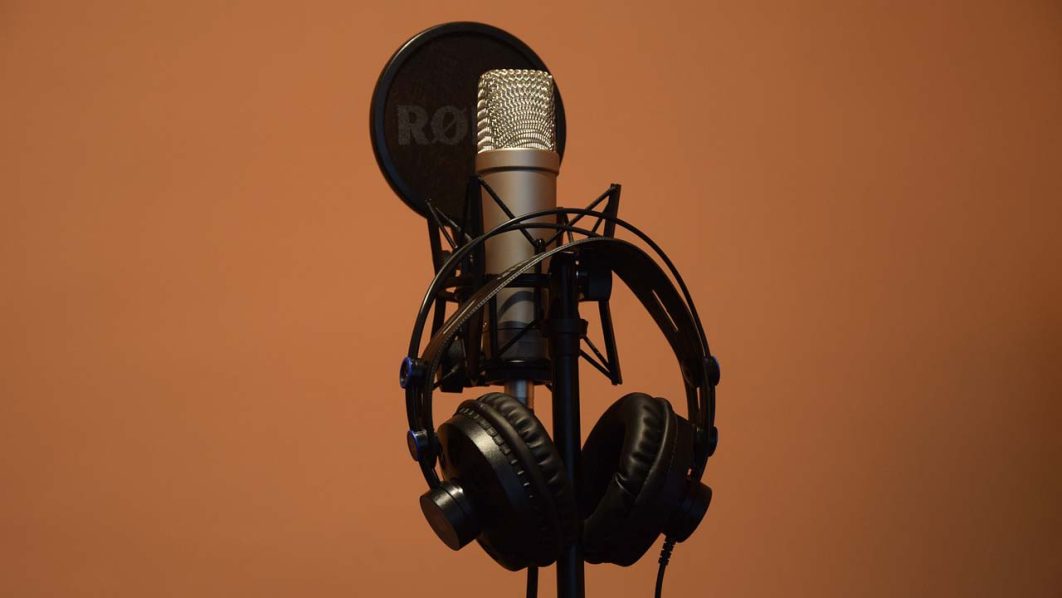 microphone and Headphone