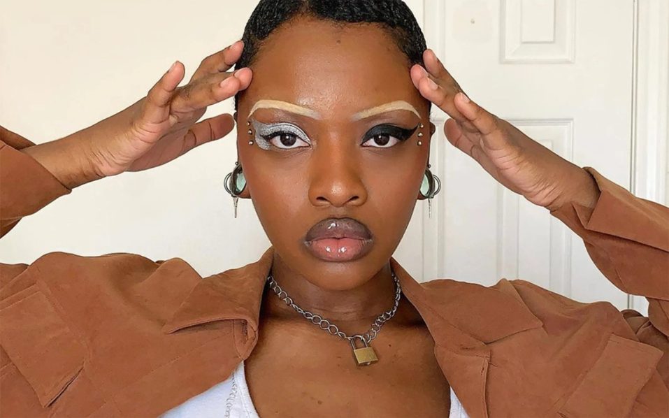 Lip liner photo Jacinda Pender
