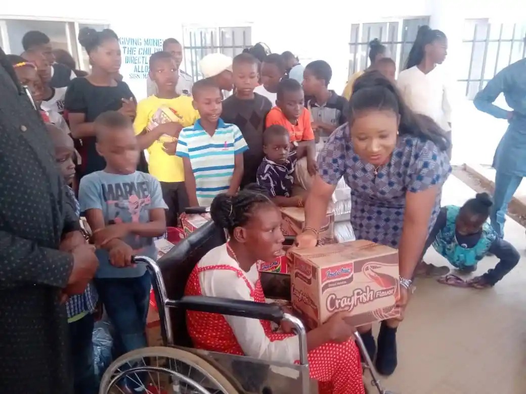 16718120799832565853046452312983