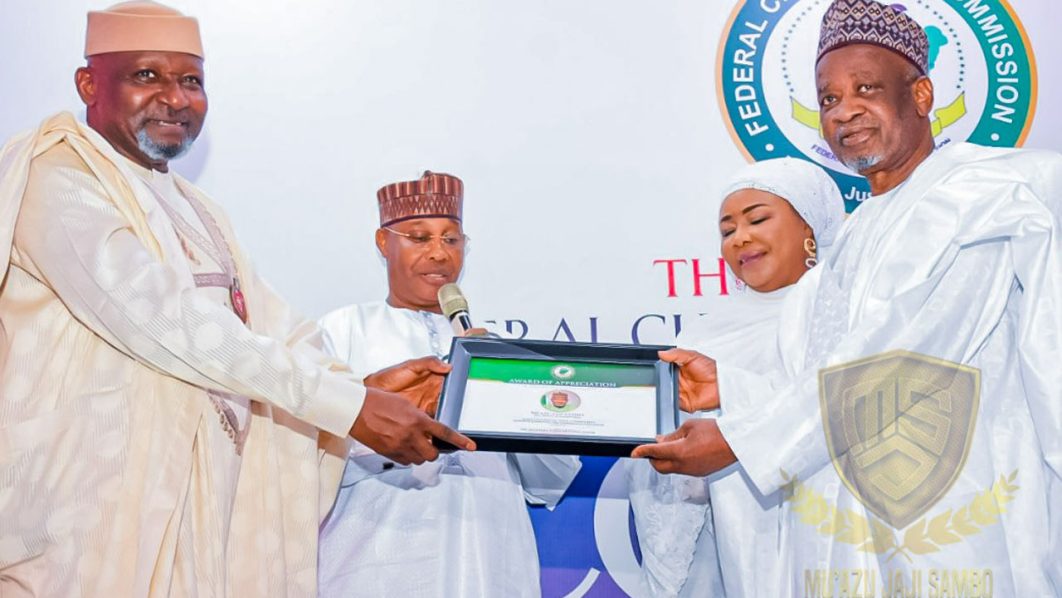 Minister awards