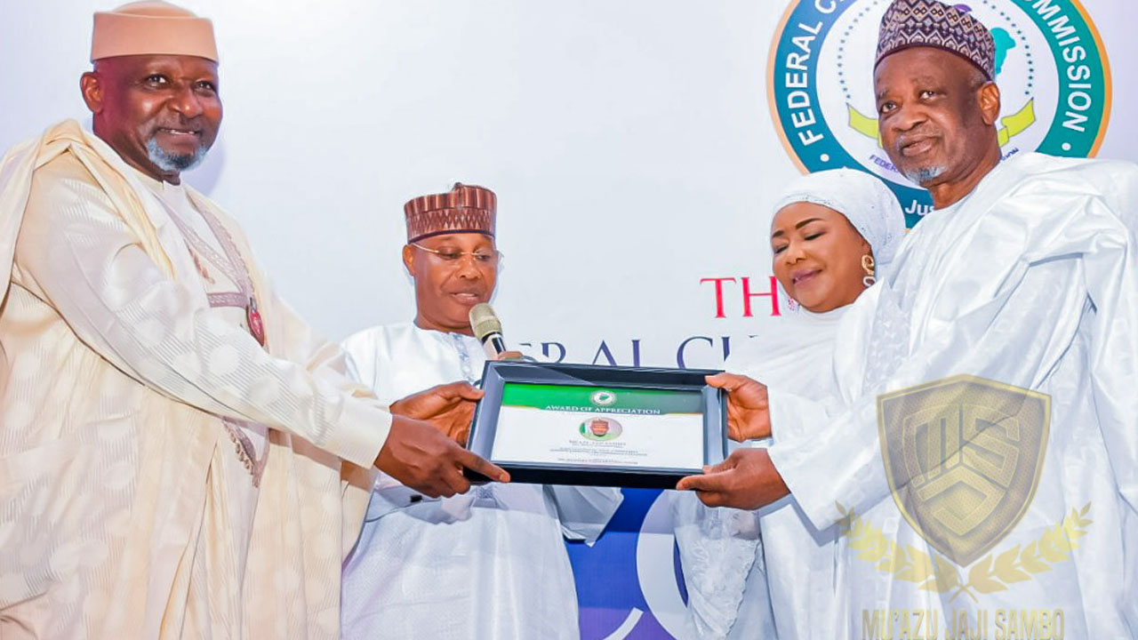 Minister awards