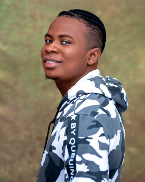 Abayomi-AkinAina-photographer