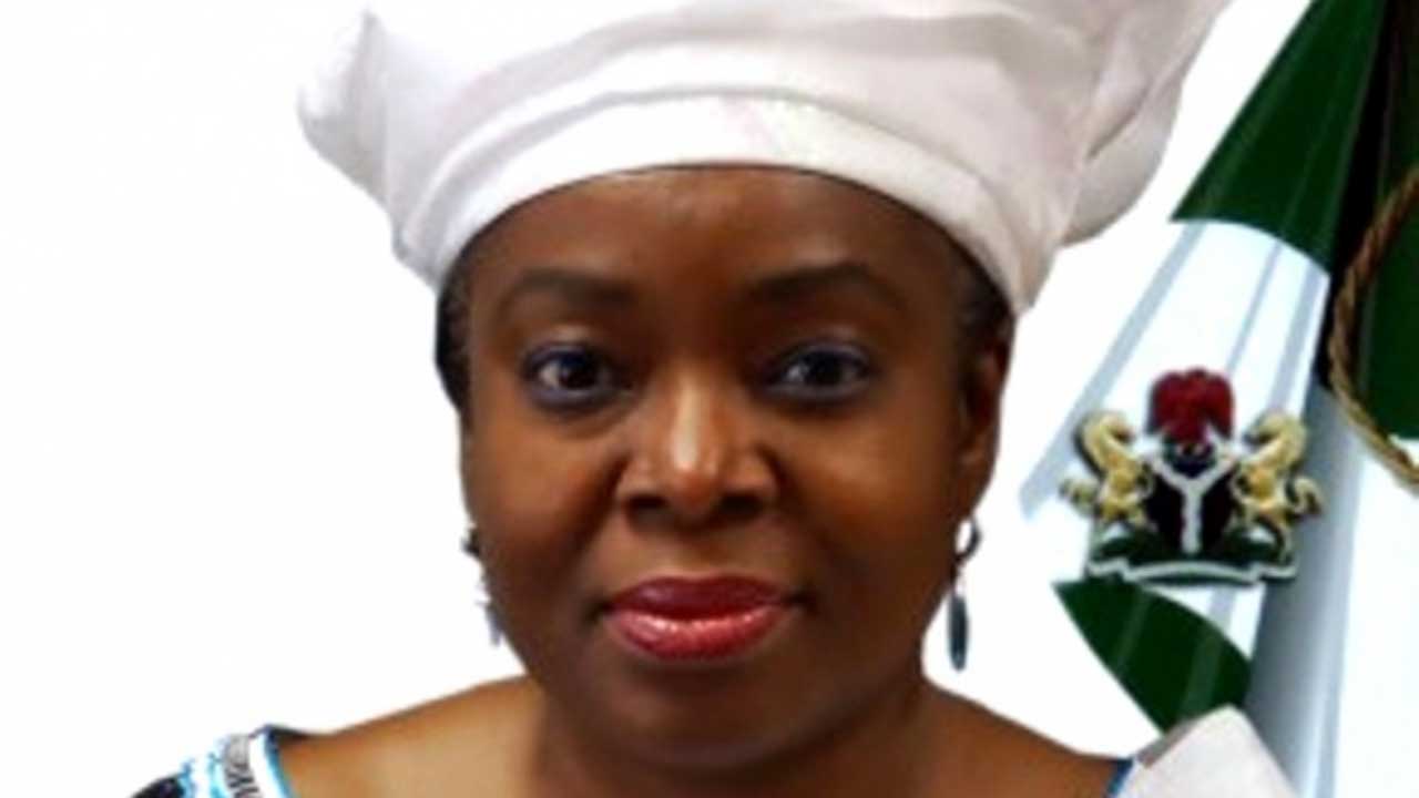  Oloye Jumoke Akinjide