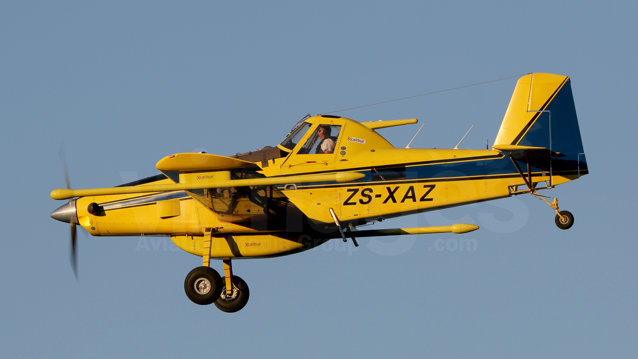 V1-6736-Air-tractor-AT-520B-Xcalibur