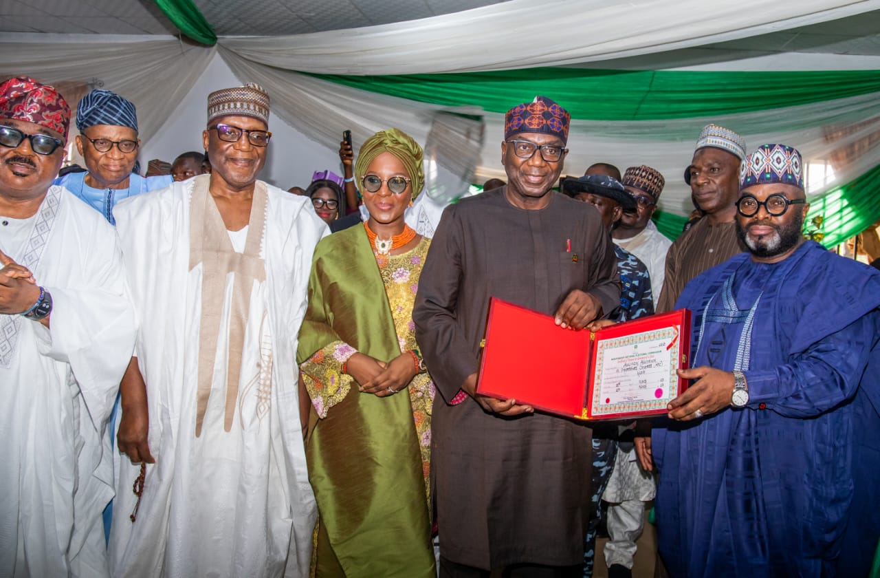 Kwara-Governor-AbdulRasaq-Certificate-of-return-2