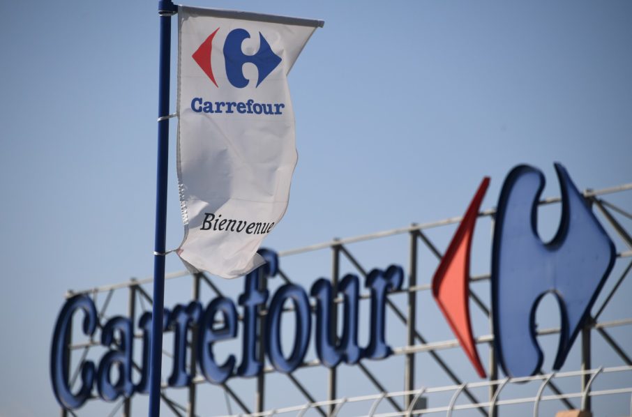 FILES-FRANCE-ECONOMY-HEALTH-CARREFOUR-WOMEN
