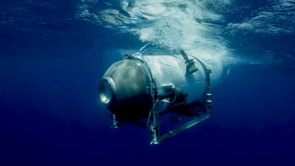 titan-sub-near-surface-1
