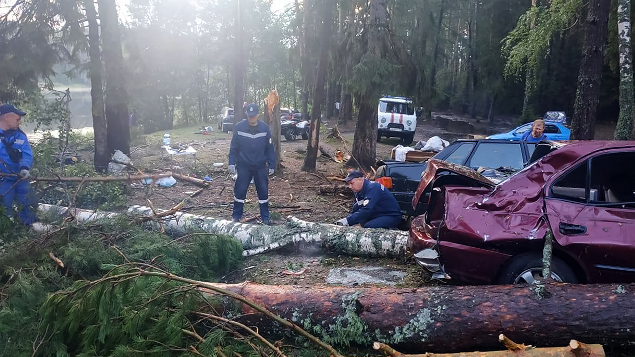 RUSSIA-WEATHER-ACCIDENT