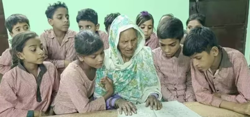806×378-indian-great-grandmother-92-finally-goes-to-school-1695803215428