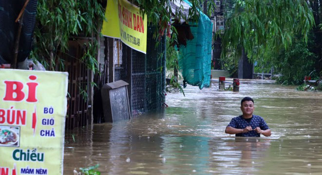 VIETNAM-FLOODS-DISASTER