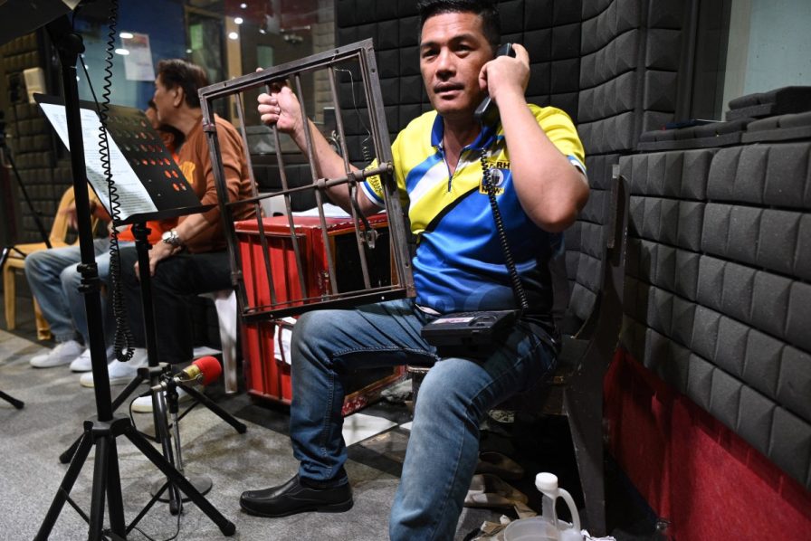PHILIPPINES-ENTERTAINMENT-RADIO