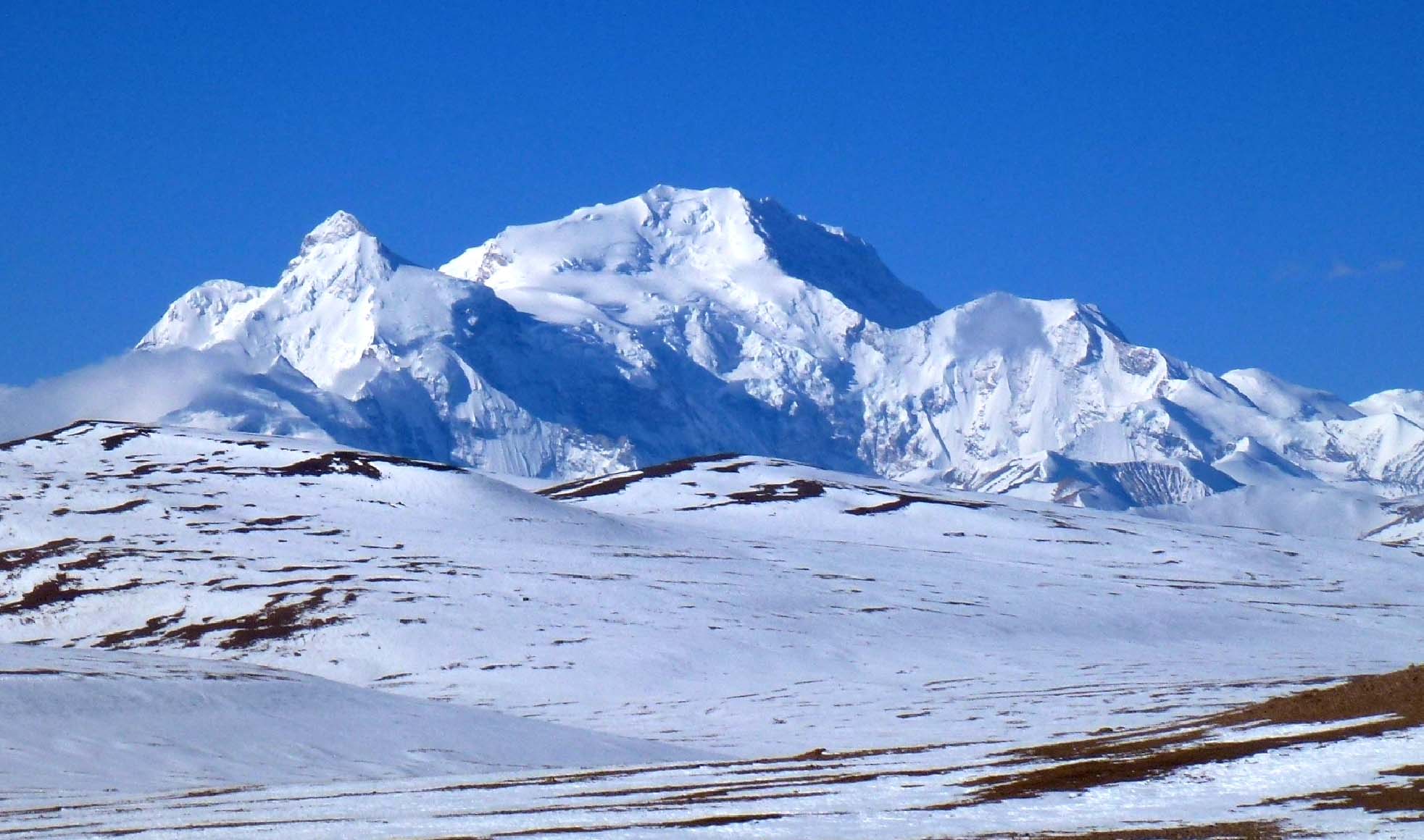 8013m_Shishapangma_Tibet_China_西藏_希夏邦马峰_-_panoramio