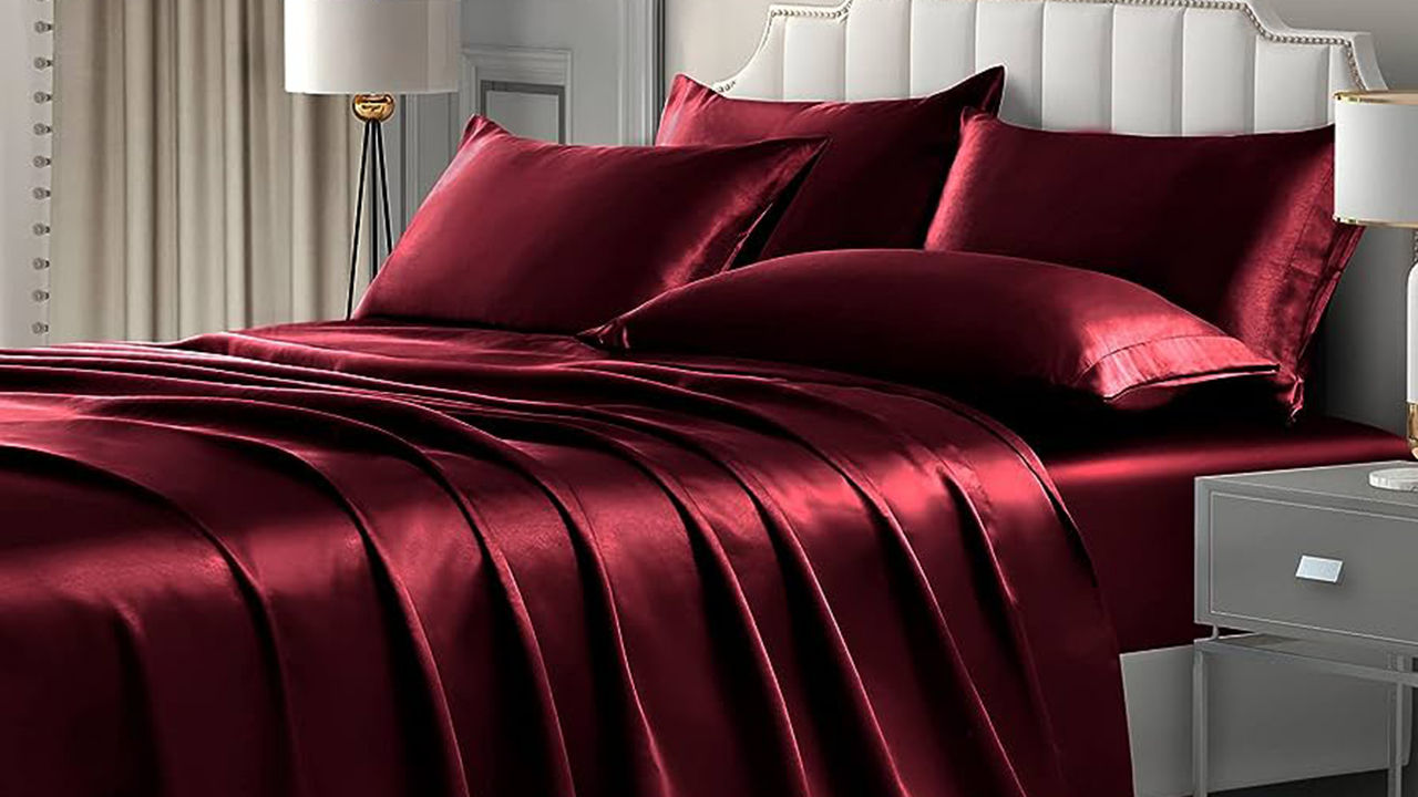 Satin 1