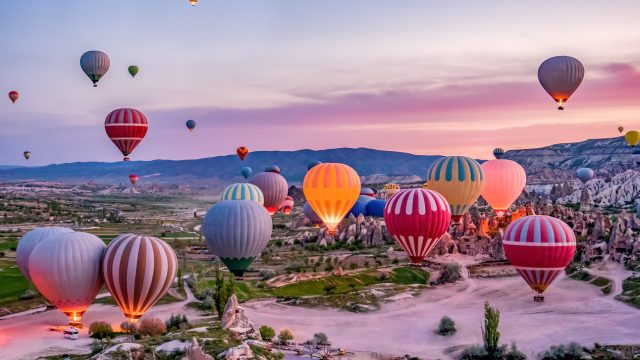 hot-air-balloons-before-launch-in-Goreme-national-park-Cappadocia-Turkey