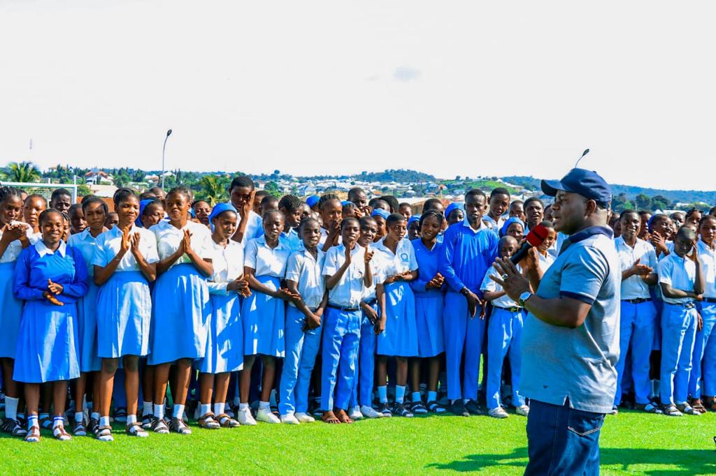 Kogi governor Yahaya Bello addressing students