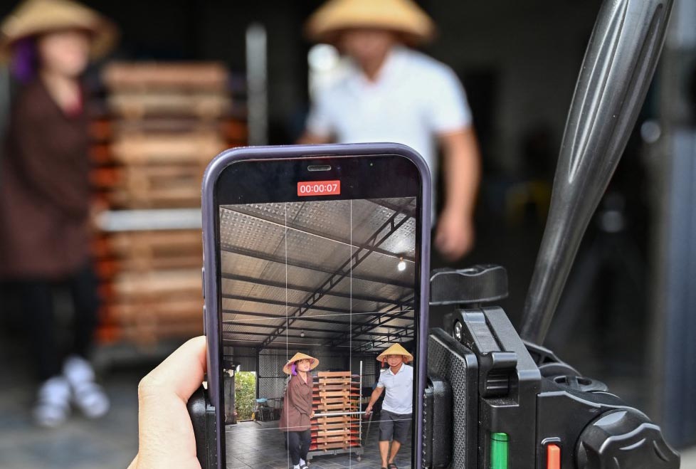 VIETNAM-LIFESTYLE-ECONOMY