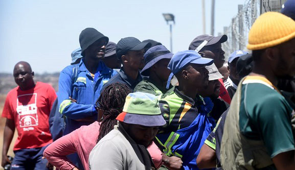Hundreds-of-mineworkers-resurfaced-after-three-days-underground-following-the-hostage-drama-Picture-Itumeleng-English-African-News-Agency-ANA