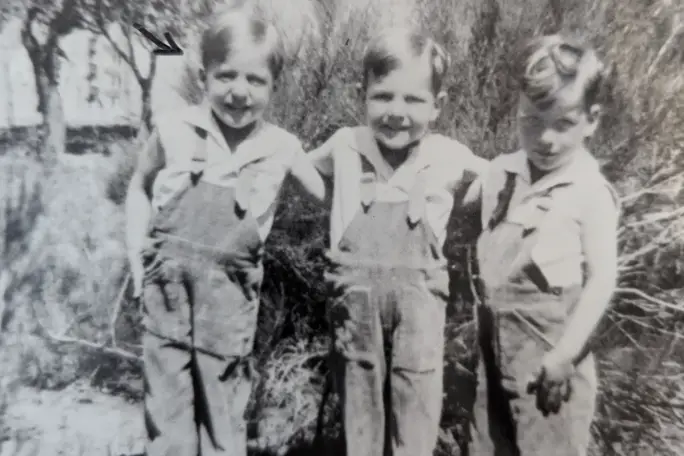 oldest-living-triplets-as-little-boys_tcm25-761817